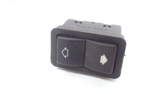 BMW 5 E39 Electric window control switch 8368974