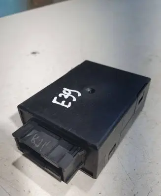 BMW 5 E39 Other control units/modules 37141092396 110187 05103000
