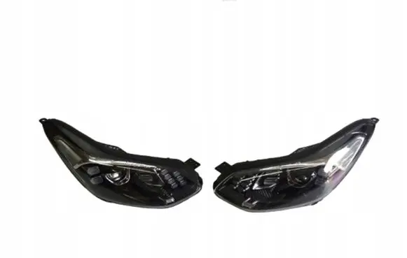 KIA Sportage Headlights/headlamps set 