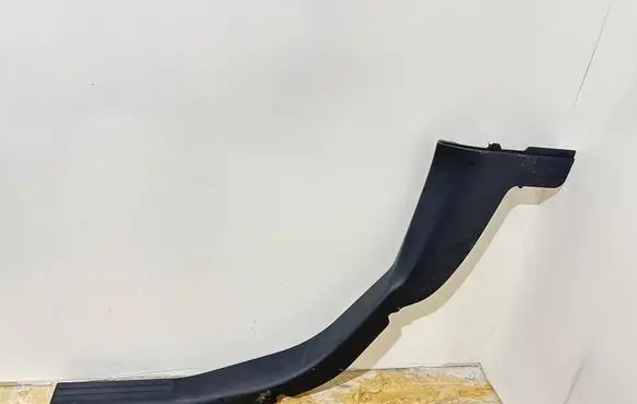 Audi A8 S8 D2 4D Rear sill trim cover