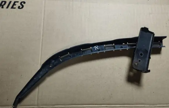 Honda Accord Headlight/headlamp mounting bracket