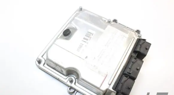 Peugeot 407 Engine control unit/module 0281011338
