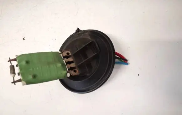 Volkswagen Polo Heater blower motor/fan resistor 12375