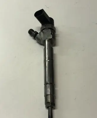 Mercedes-Benz C W203 Fuel injector 0445110072 A6110700987
