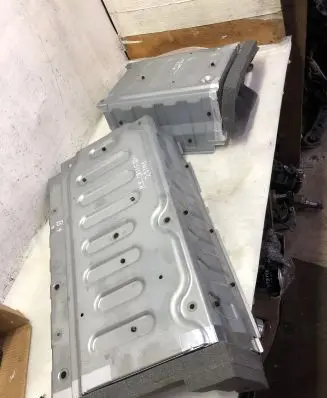 Mitsubishi Eclipse Cross Hybrid/electric vehicle battery tray 
