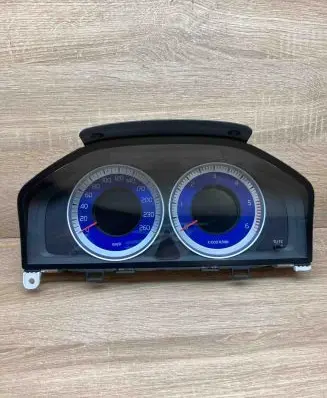 Volvo V60 Speedometer (instrument cluster) 31327585AA 69799040U