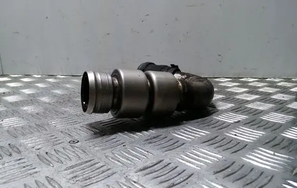 Volvo V50 Intercooler hose/pipe