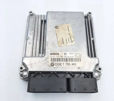 BMW 3 E46 Engine control unit/module 7793443 13617793443 1039S03266