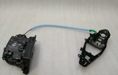 BMW X4 G02 Front door lock 7473160