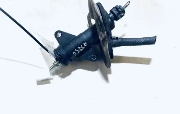 Ford Mondeo Mk III Clutch master cylinder 1S717A543AE 1S71-7A543-AE