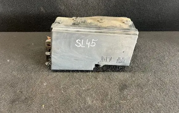Ford C-MAX I Fuse module 3M5T14A067BC