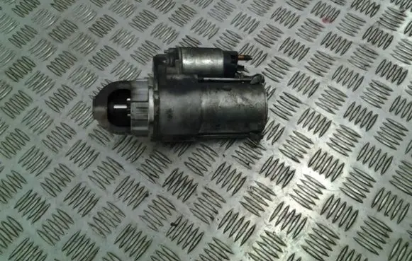 Opel Zafira B Starter motor