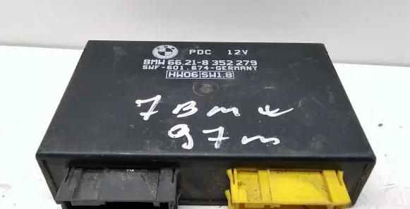 BMW 7 E38 Parking PDC control unit/module 8352279 66218352279