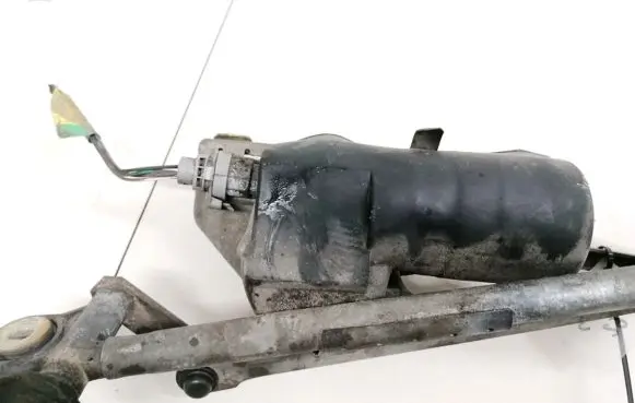 Renault Scenic I Wiper motor 0390241352