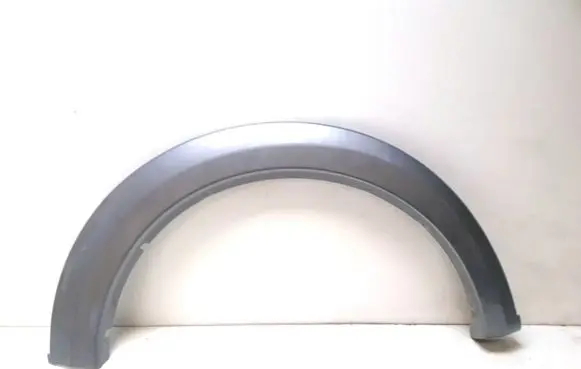 Mitsubishi L200 Rear arch trim