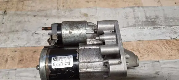 Peugeot 308 SW Starter motor M000T32271 7550017