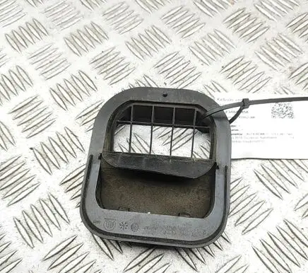 Alfa Romeo Stelvio Quarter panel pressure vent 52076397