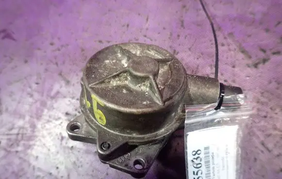 Audi A6 S6 C5 4B Vacuum pump 712218501