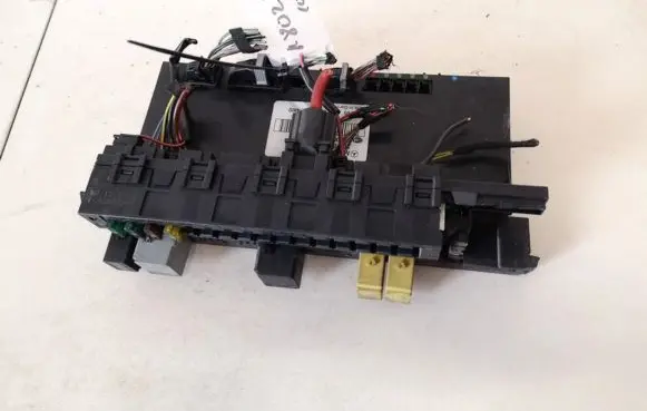 Mercedes-Benz C W203 Fuse box set 2095450701