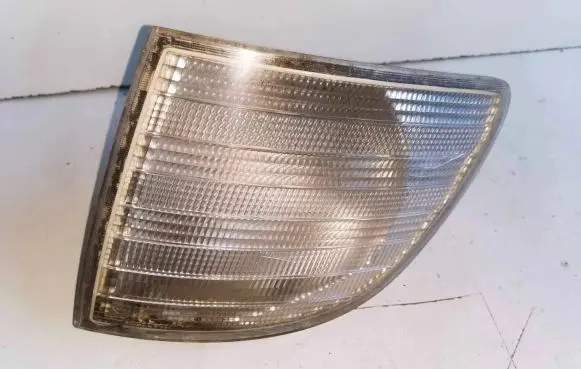 Mercedes-Benz Vito Viano W638 Front indicator light 6R01489