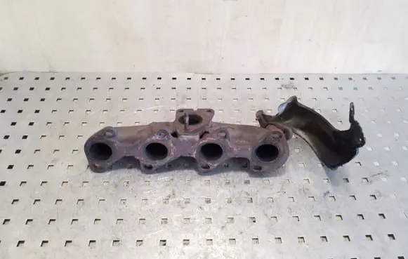 Nissan Qashqai Exhaust manifold H82443150