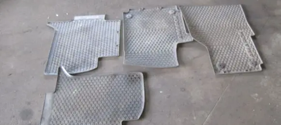 Volkswagen Amarok Car floor mat set 