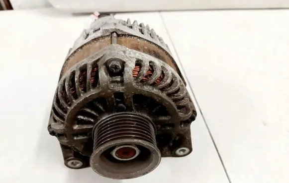 Nissan Qashqai Generator/alternator 23100BC00A
