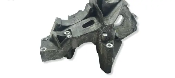 Volkswagen Crafter Generator/alternator bracket 076145167 EN1706AC A1SI9CD3