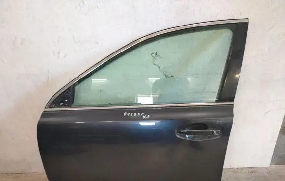 Subaru Outback Front door