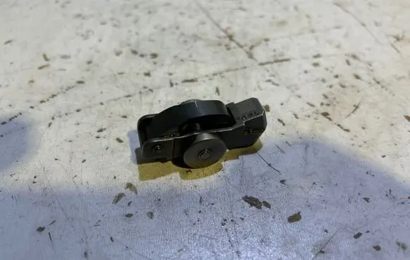 Dodge Durango III Valve rocker arm 