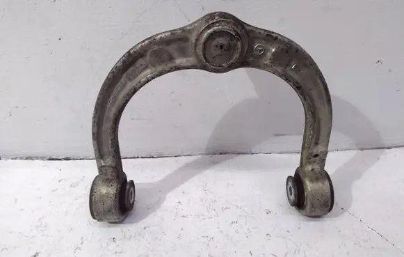 Mercedes-Benz ML W164 Front lower control arm/wishbone KAG94582