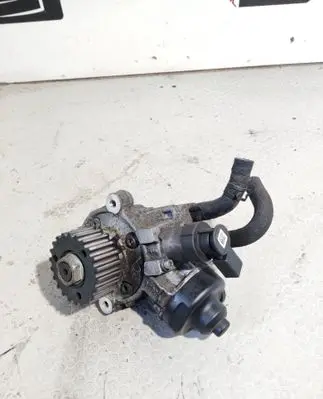 Skoda Octavia Mk3 (5E) Fuel injection high pressure pump 04L130755D 0445010537