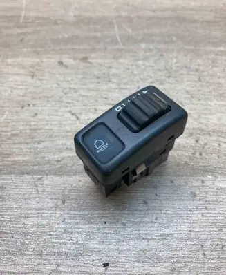 Volvo S70 V70 V70 XC Headlight level height control switch 9162960 97W49K 4970