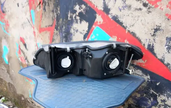Chrysler 300M Headlight/headlamp