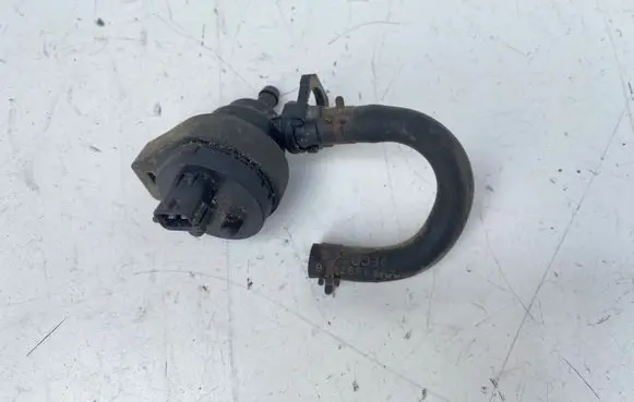 Saab 9-5 Vacuum valve 4670477