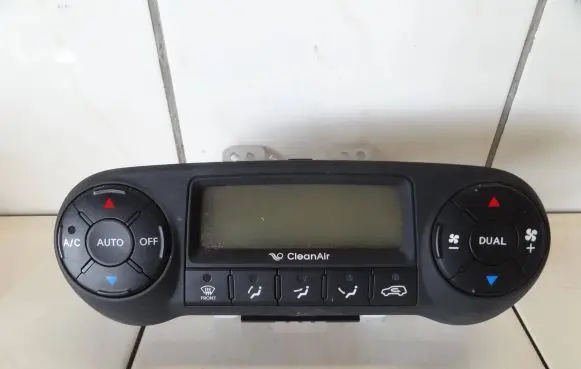 Hyundai ix35 Climate control unit 97250-2Y400