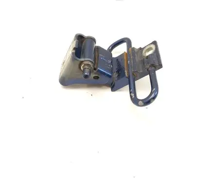 Audi A3 S3 8P Front door lower hinge 8E083141E
