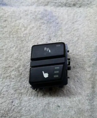 BMW 5 E60 E61 Seat heating switch 915907702