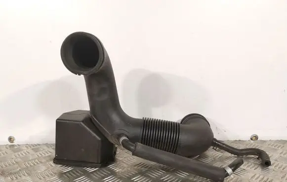 Hyundai Tucson TL Intake resonator 28100D3400