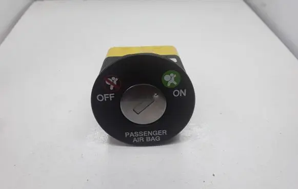 KIA Sorento Passenger airbag on/off switch NOCODE