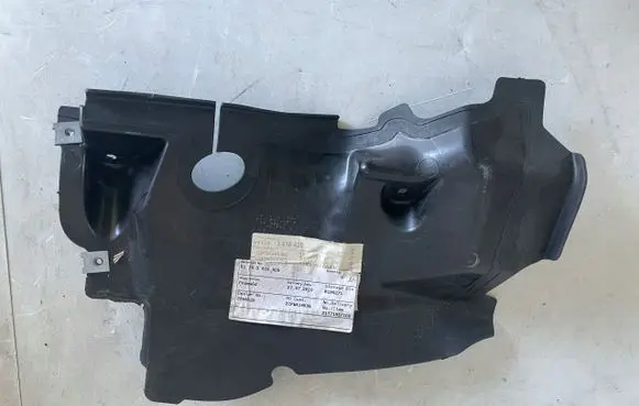 BMW X4M F98 Rear bumper corner part panel trim 51743416425