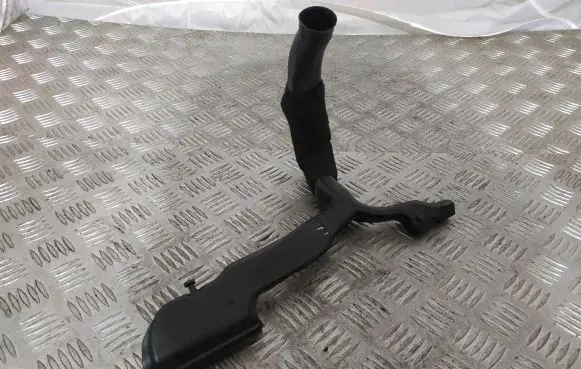 Mercedes-Benz S W222 Brake vacuum hose/pipe A2228310645