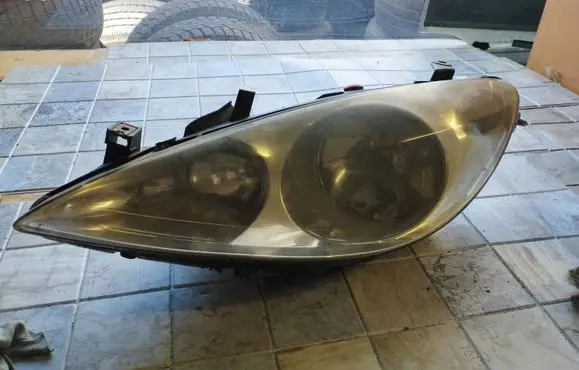 Peugeot 307 Headlight/headlamp 9641615780 89005038