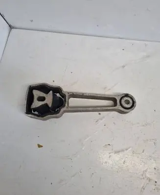 Volvo XC60 Engine mount bracket 30793322