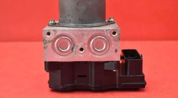 Ford Mondeo MK IV ABS Pump 8G91-2C405-AB