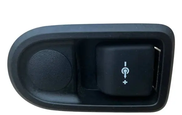 BMW 5 G30 G31 G38 Cigarette lighter 7442645 70049670000