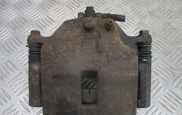 Nissan Primera Front brake caliper