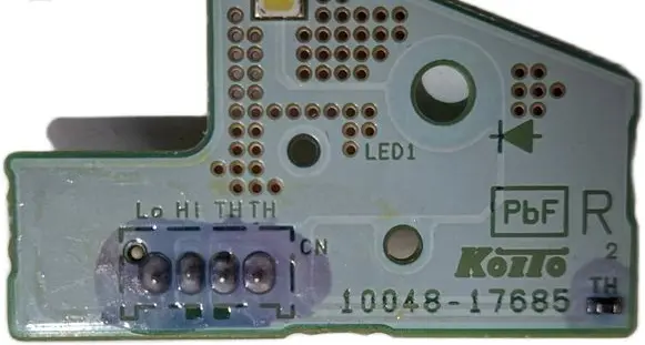 Toyota Avensis T270 LED ballast control module 989418J00T 98990008 1004817685