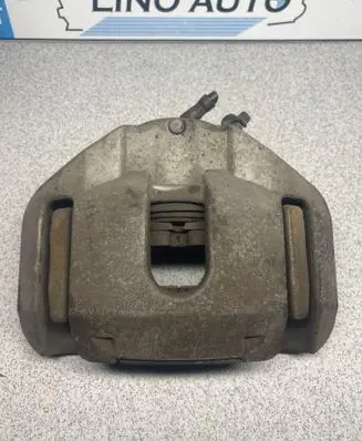 BMW 5 E60 E61 Front brake caliper 6030324