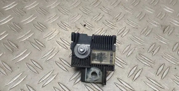 Toyota Yaris Battery relay fuse 